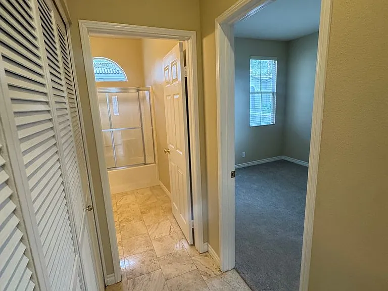 170 Trofello Ln — Photo 23