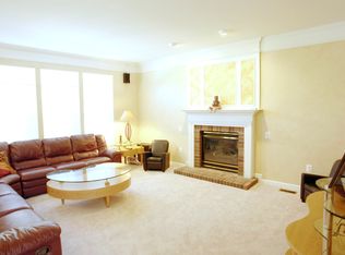 1 Heritage Farm Ct, Gaithersburg, MD