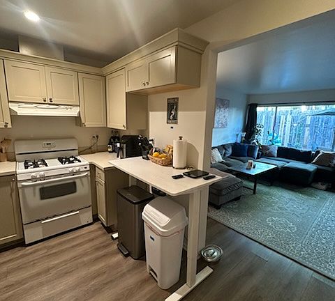 4th image of 367 Northgate Dr APT B