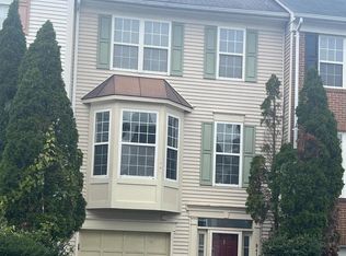 9418 Black Hawk Ct, Manassas Park, VA 20111