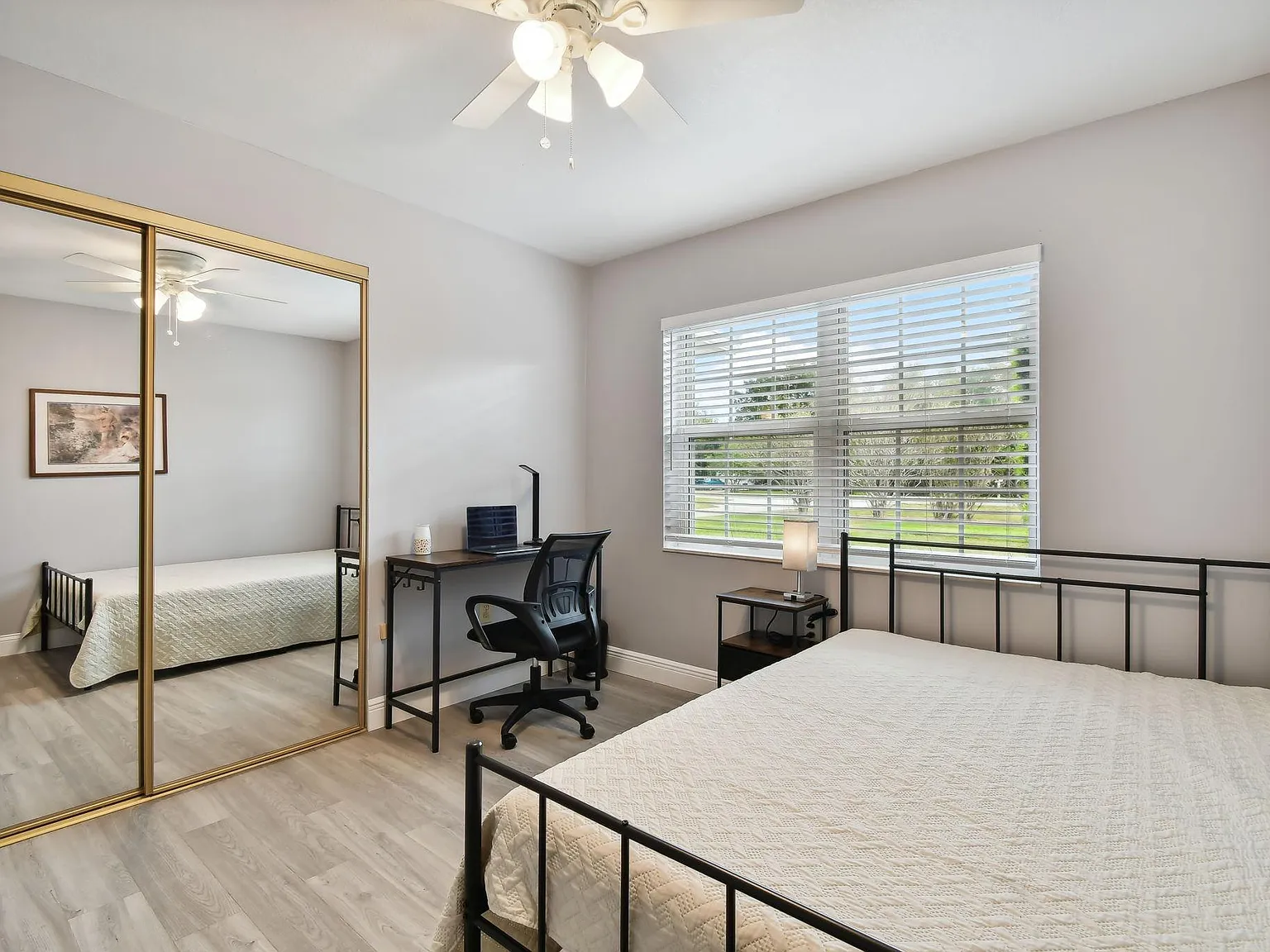 4 bed, 3.0 bath, 2123 sqft, $949 — Photo 2