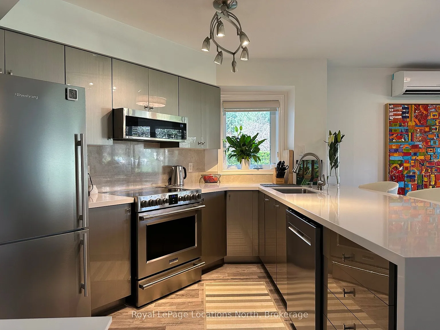 2 bed, $10,000 — Photo 4