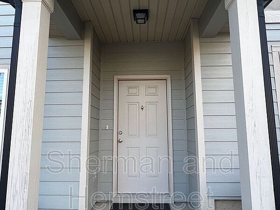 2nd image of 202 Joiner Cir