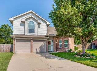 10316 Dawson Trl, Fort Worth, TX 76108