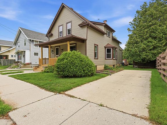 4th image of 851 N 10th STREET
