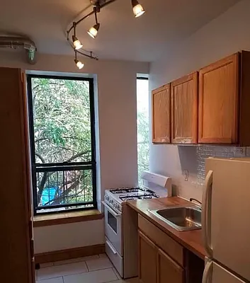 Rented by Compass | media 17