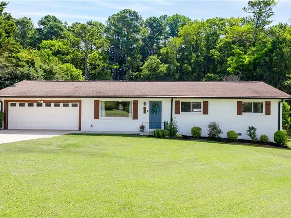 3160 Tina Ln, Marietta, GA 30066