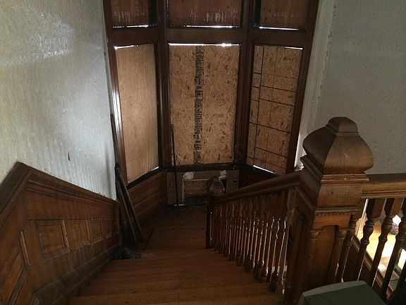 3rd image of 91 N Miami Ave