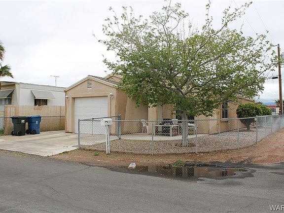 2nd image of 1854 Hualapai Dr