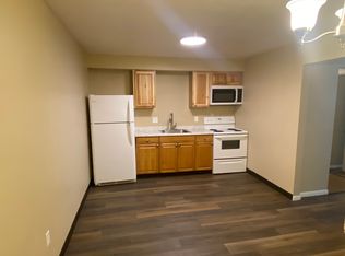1127 N Highland Ave #3, Girard, OH 44420