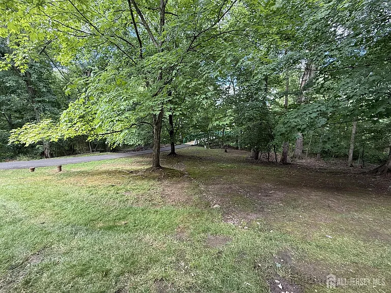 95 Sapphire Ln — Photo 25