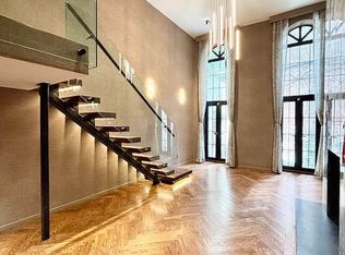 213 W 22nd St #LL, New York, NY 10011