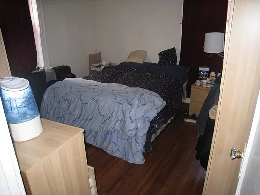 Rented by Alexiou Realty | media 2