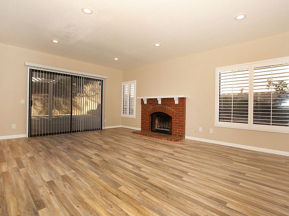 4th image of 2633 Saleroso Dr