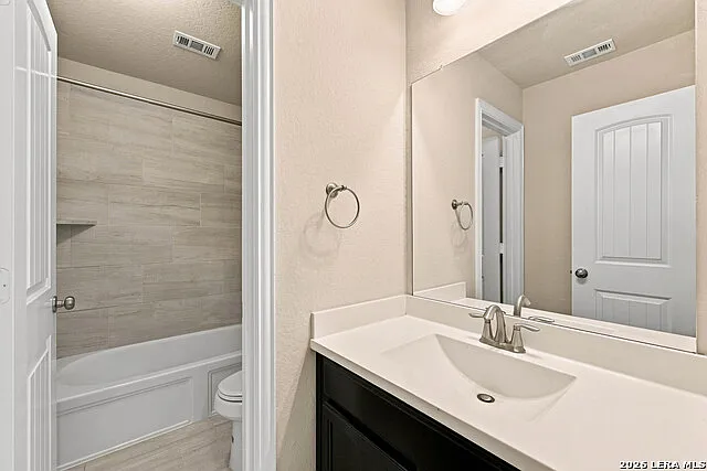 731 Decathlon St — Photo 18