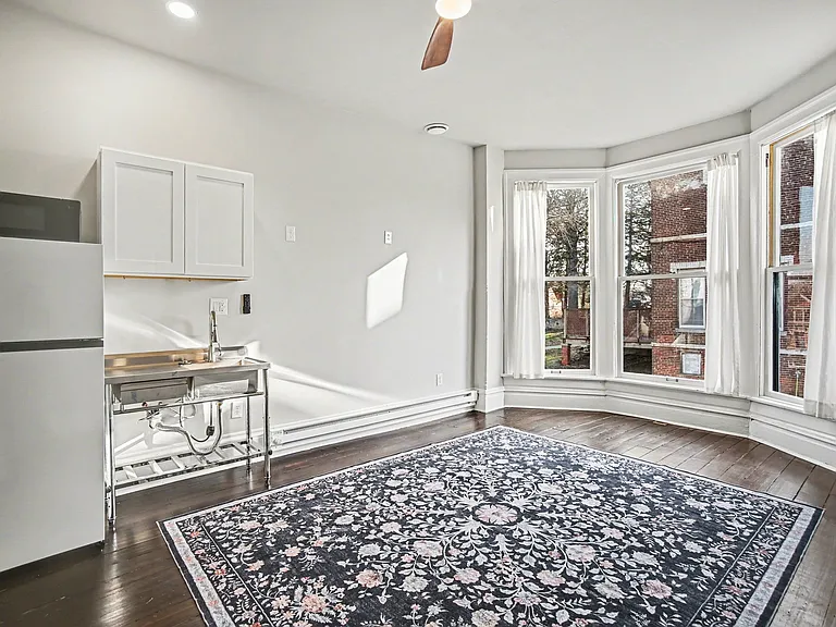 1311 Francis St #1 — Photo 5