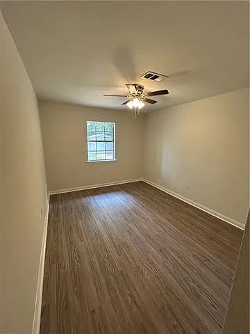121 Chestnut St — Photo 10