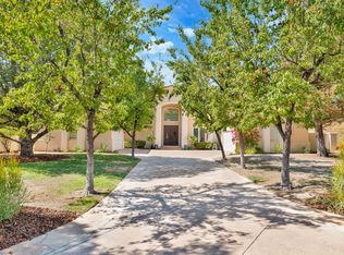 25325 Prado De Los Arboles, Calabasas, CA 91302