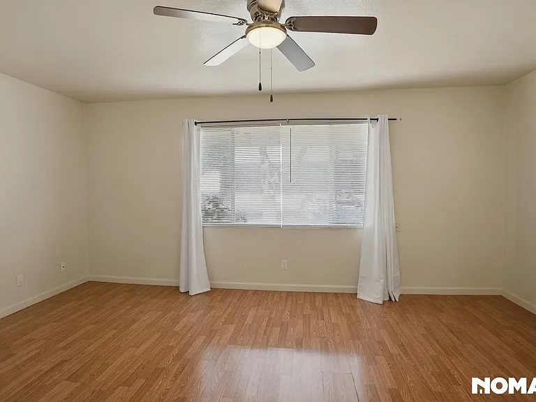 3704 N Abby St — Photo 7
