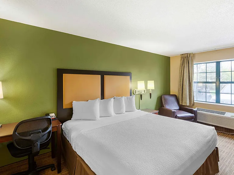 Studio Suite - 1 King Bed