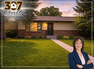 921 E 22nd Ave, Torrington, WY 82240