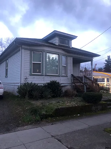 524 NE 60th Ave Photo 1