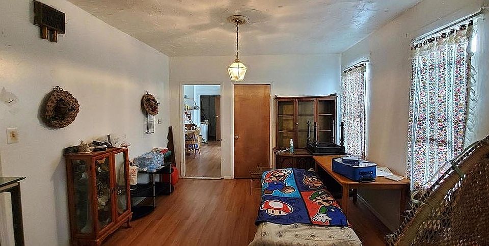 2nd image of 50 Orchard St