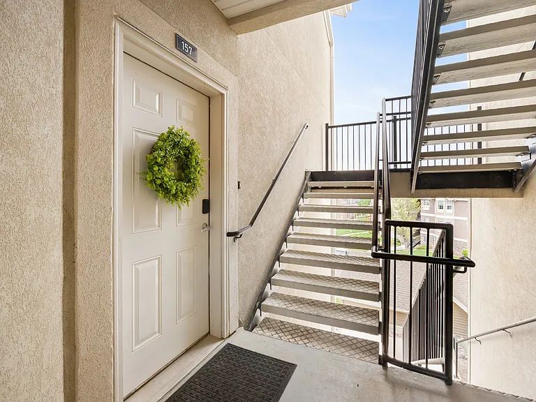 157 W Springview Dr #1 — Photo 14