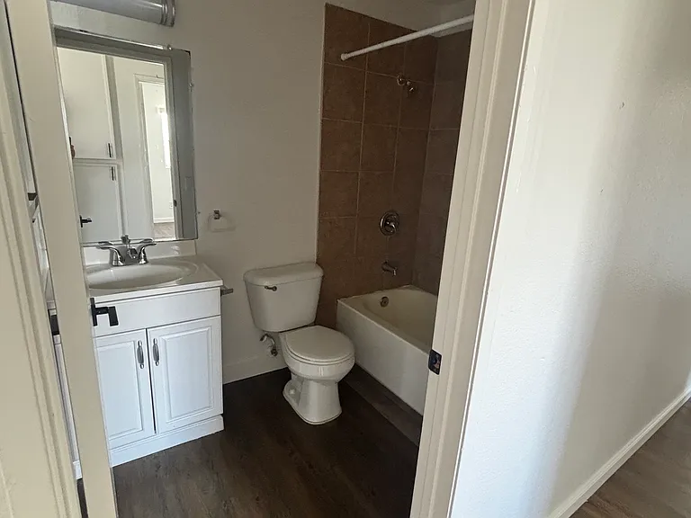 2583 Ulric St #4 — Photo 8