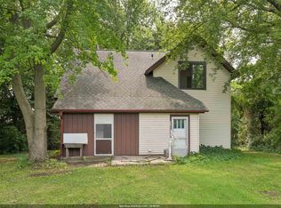 W5102 Carney Rd, Hilbert, WI 54129