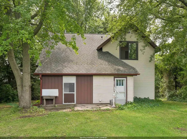W5102 Carney Rd, Hilbert, WI 54129