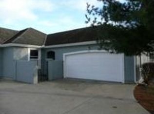 348 SW Raintree Dr, Lees Summit, MO 64082