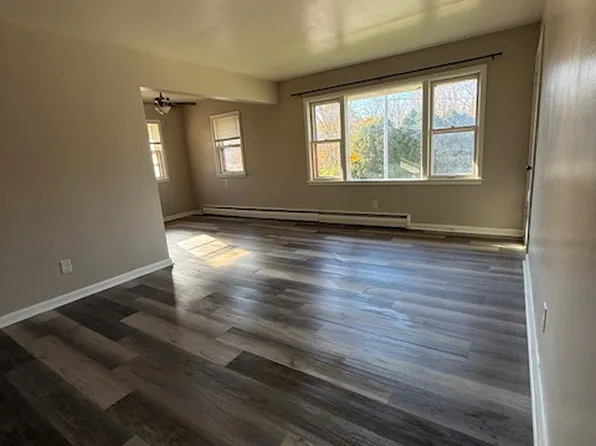 232 Clark St #2, Pewaukee, WI 53072