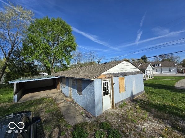 100 N Blue River Dr, Edinburgh, IN 46124