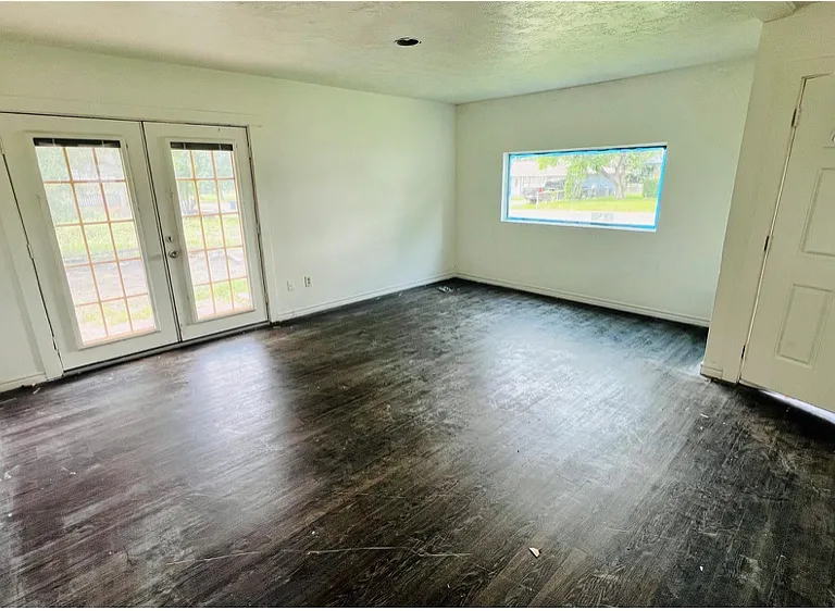706 Rockdale Rd — Photo 10