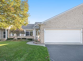 2722 Cedar Grove Ct, Jenison, MI 49428