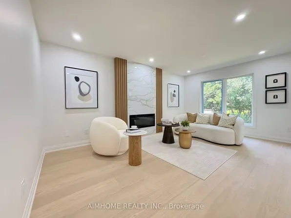 108 Berwick Cres, Richmond Hill, ON L4C 0B7