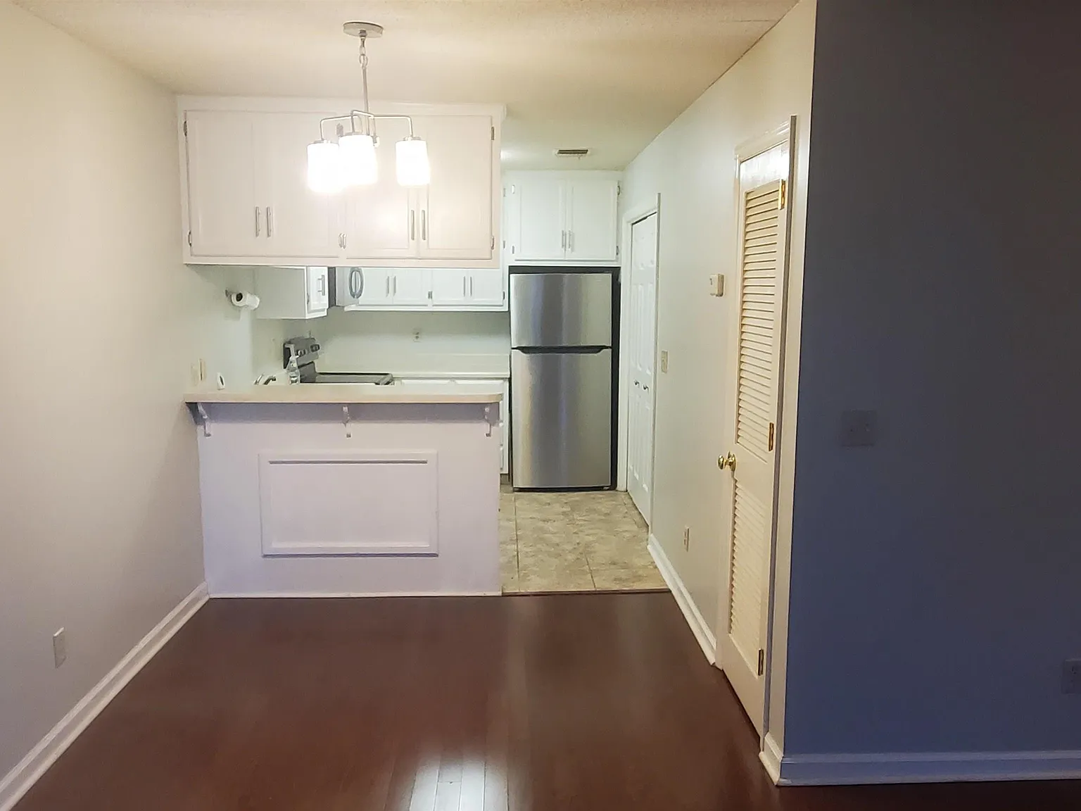 1 bed, 1.0 bath, 787 sqft, $1,100 — Photo 4