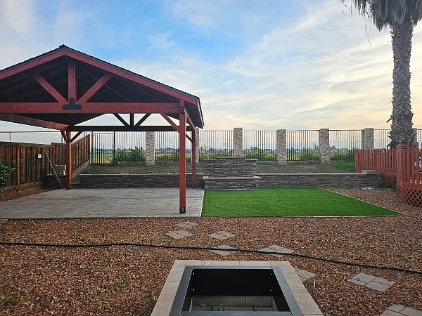 310 Yosemite Dr — Photo 14