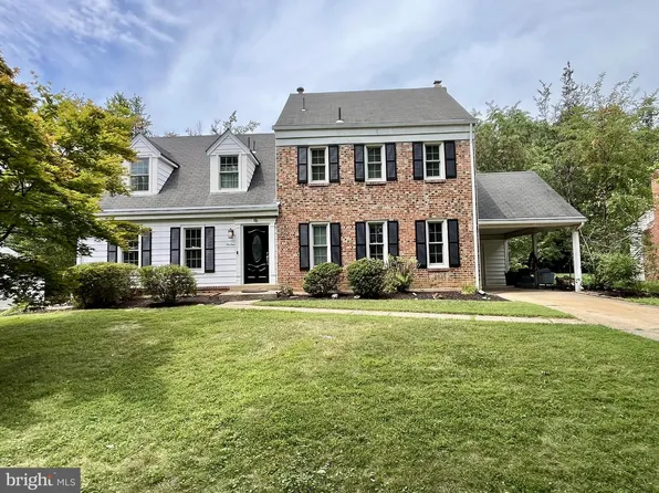 13 Pitt Ct, Rockville, MD 20850