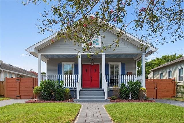 1st image of 4738 Demontluzin St