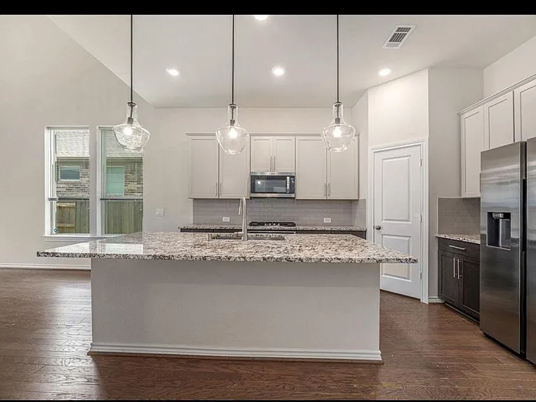7315 Buckthorn Hollow Trl — Photo 14
