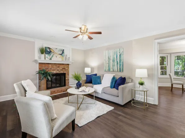 3329 Derbyshire Pl, Raleigh, NC 27604