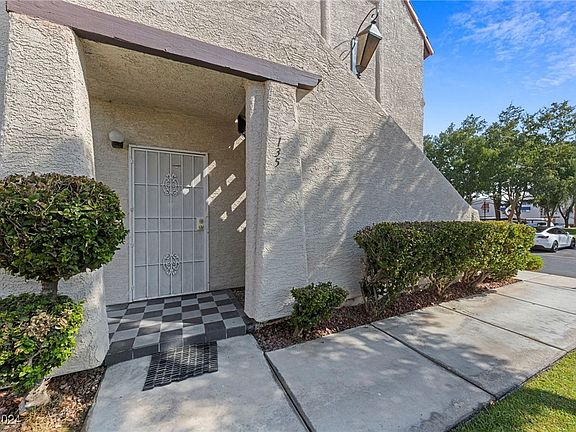 4th image of 101 Luna Way APT 135
