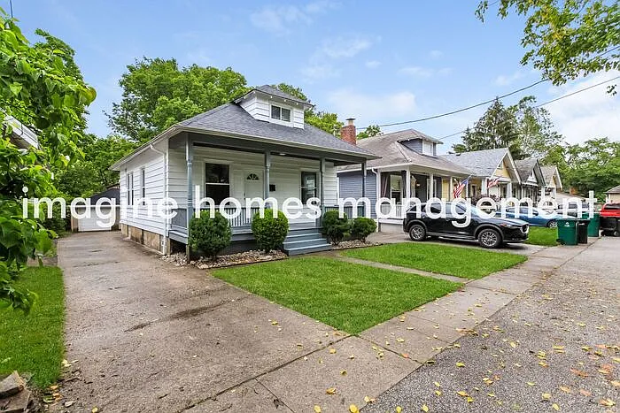 2 bed, 1.0 bath, 1120 sqft, $1,995 — Photo 3