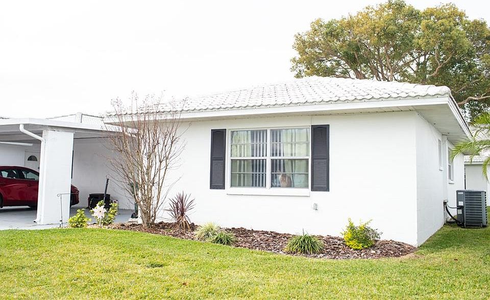 1st image of 437 Cameo Dr #437