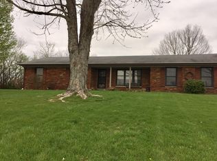 1075 Old Louisville Rd, Salvisa, KY 40372