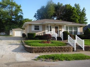 1317 E Walnut St, Washington, IN 47501