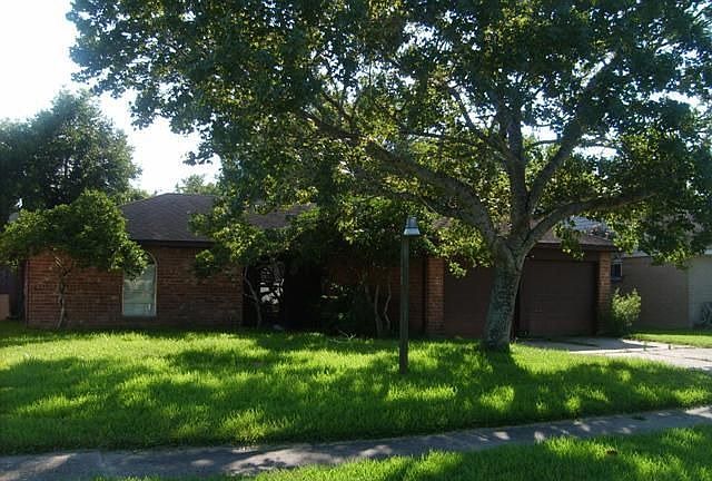 1st image of 16510 Forest Bend Ave