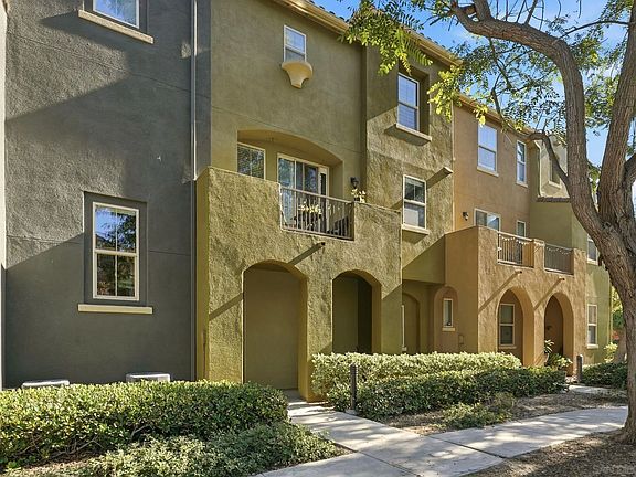 2nd image of 1830 Crimson Ct Unit 3